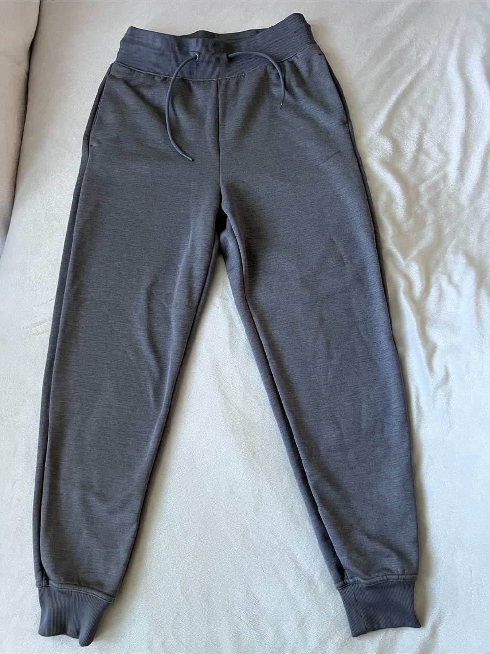 Women’s Nike Therma-FIT Dark Gray Jogger Pants
